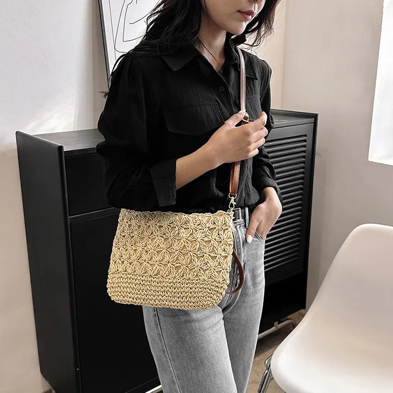 Straw Crossbody Bags for Women Summer Woven Shoulder Bag Purse Raffia Beach Wristlet Crochet Handbag Purse for Women
