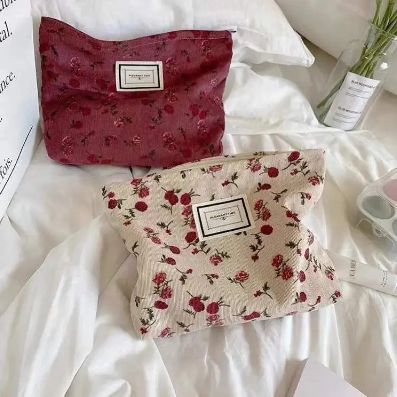Corduroy Retro Leopard Pattern Makeup Bag Lipstick Hand in Hand with Bag Carry Washing and Storage Bag for Women