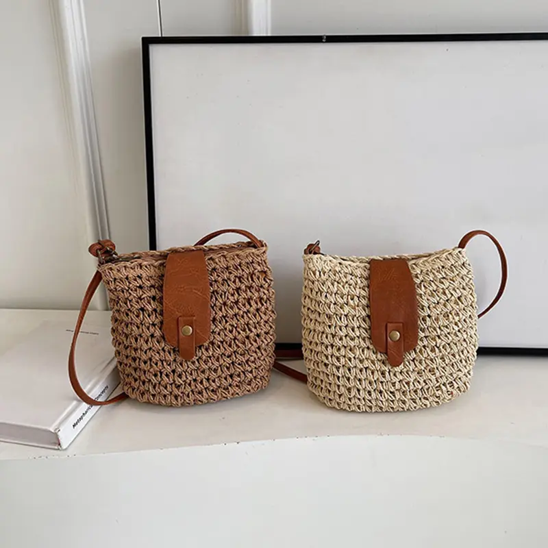 New Summer Shoulder Bag Grass Woven Crossbody Basg for Women Bohemian Beach Simple Designer Small Purses and Handbags 2024