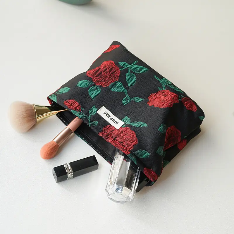 Red Rose Women's Cosmetic Bag, Large Capacity Cosmetics and Skincare Products Storage Bag, Travel Amenity Bag, Easy Clutch