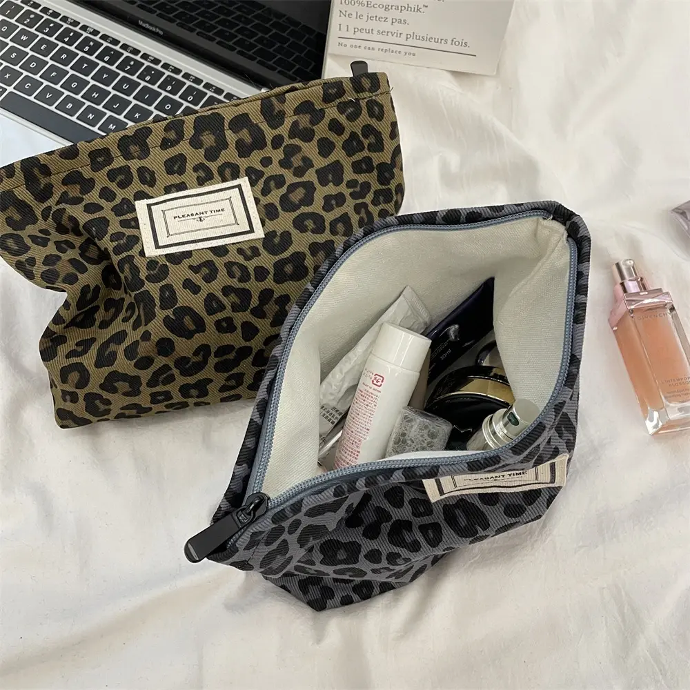 Fashion Leopard Print Women's Cosmetic Bags Portable Simple Ladies Makeup Case Handbags Outdoor Travel Female Wash Storage Bag