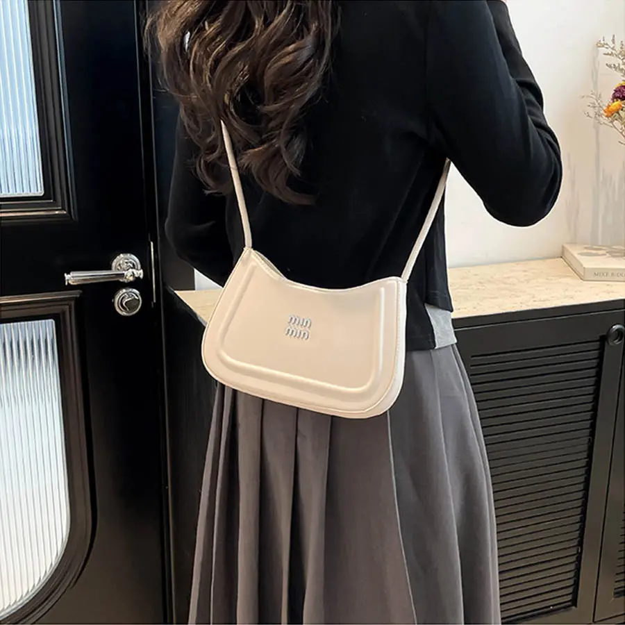 Korean style fashion niche women's crescent bag 2025 autumn new handbag, high-end multifunctional crossbody bag shoulder bag