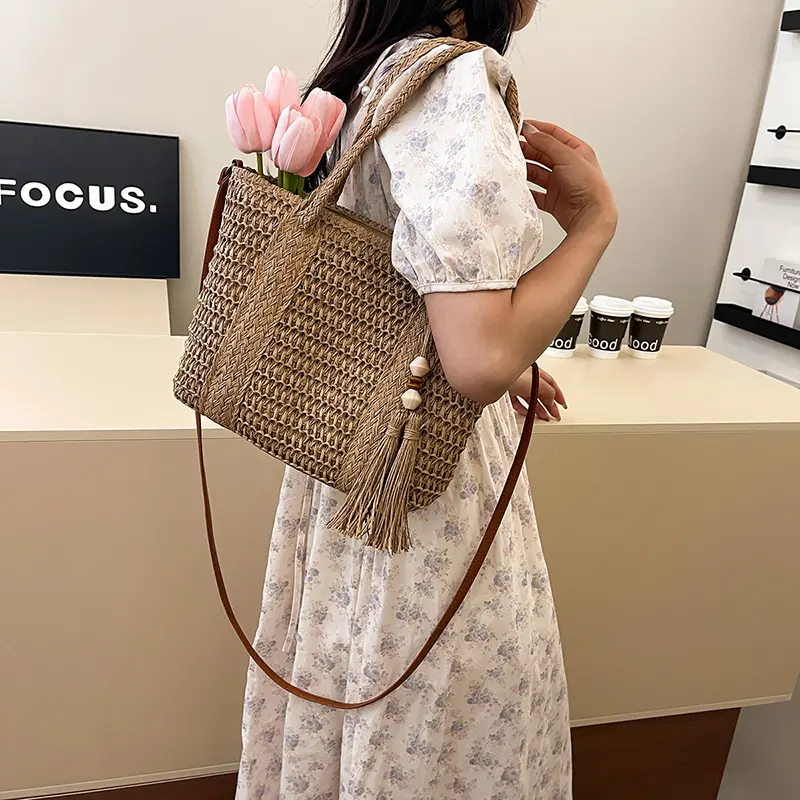 New Fashionable Straw Women's Bag, Elegant and Trendyy Satchel Shoulder Bag, Women's Versatile Shopping, Vacation, Travel, Western Style Straw Women's Bag