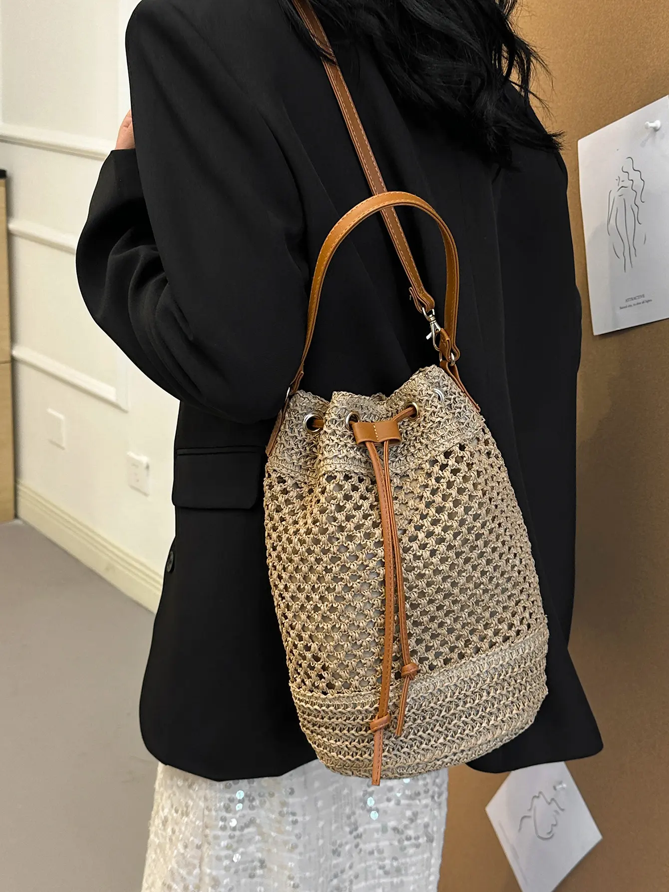 New Fashion Straw Handbag for Women; Temperament Trend Hand-Held Single Shoulder Sling Bag; Versatile Women's Straw Bag