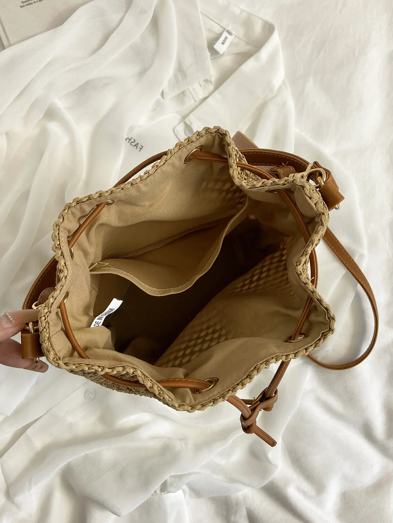 New Fashion Straw Handbag for Women; Temperament Trend Hand-Held Single Shoulder Sling Bag; Versatile Women's Straw Bag