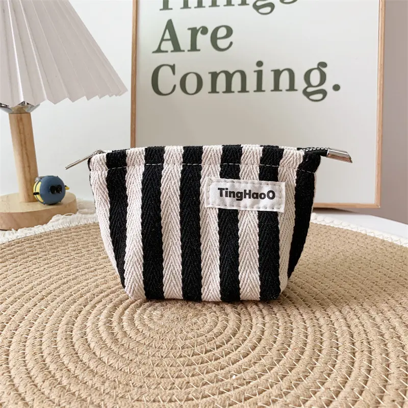 Fabric Makeup Bag Large Capacity Striped Portable Carry-On Bag Zipper Small Square Bag Simple And Versatile