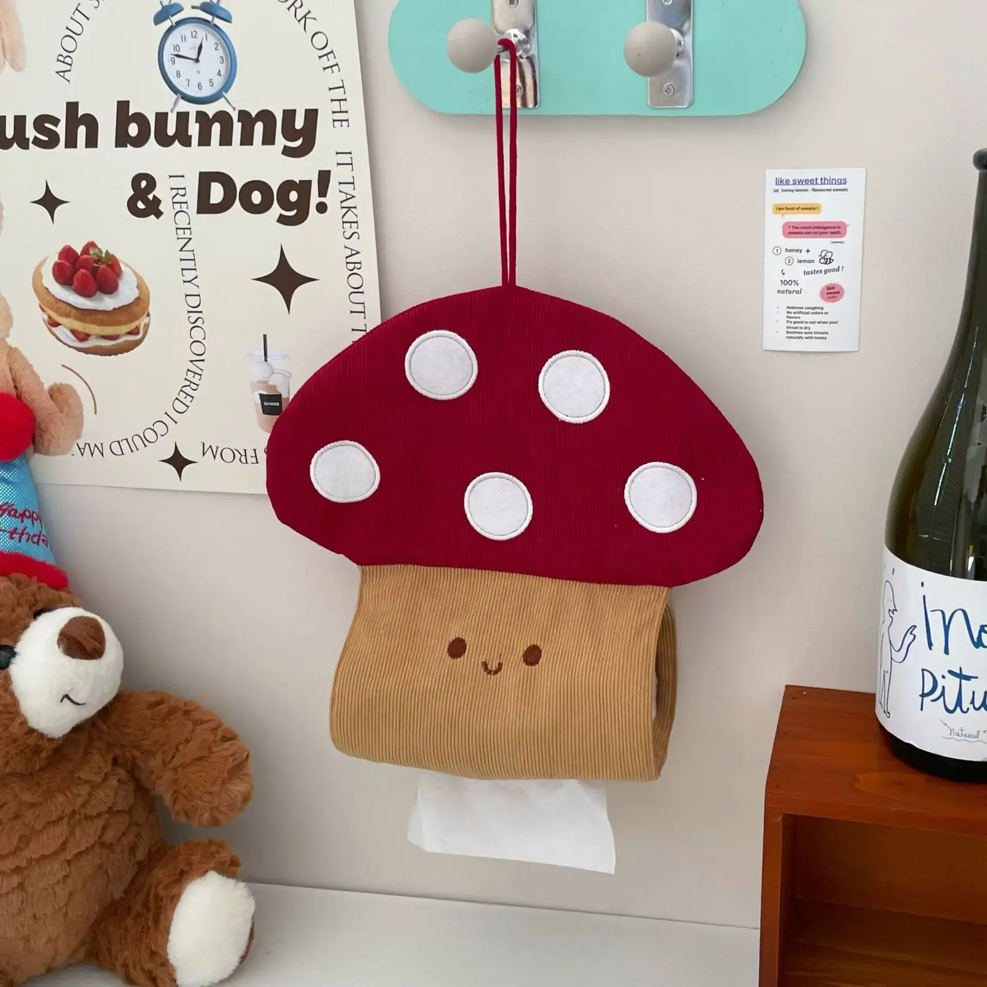Creative Cloth Mushroom Tissue Box Cute Decorative Hanging Tissue Bag Wall Mounted Napkin Container Living Room