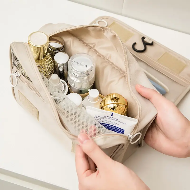 Travel Makeup Bag High Capacity Toiletries Storage Pouch Travel Make Up Organizer Waterproof Beauty Bag Bathroom Wash Bag