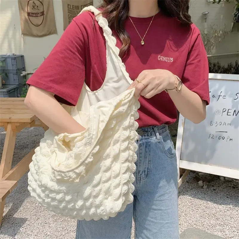 New Fashionable Flow Large Capacity Casual Lightweight Bubble Handbag Ladies Fashionable Street One Shoulder Package