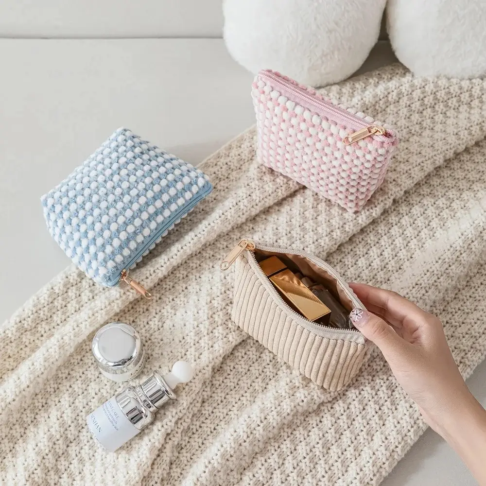 Women's Plush Make Up Bags Plaid Zipper Cosmetic Bag Case Portable Cosmetic Organizer Storage Pouch