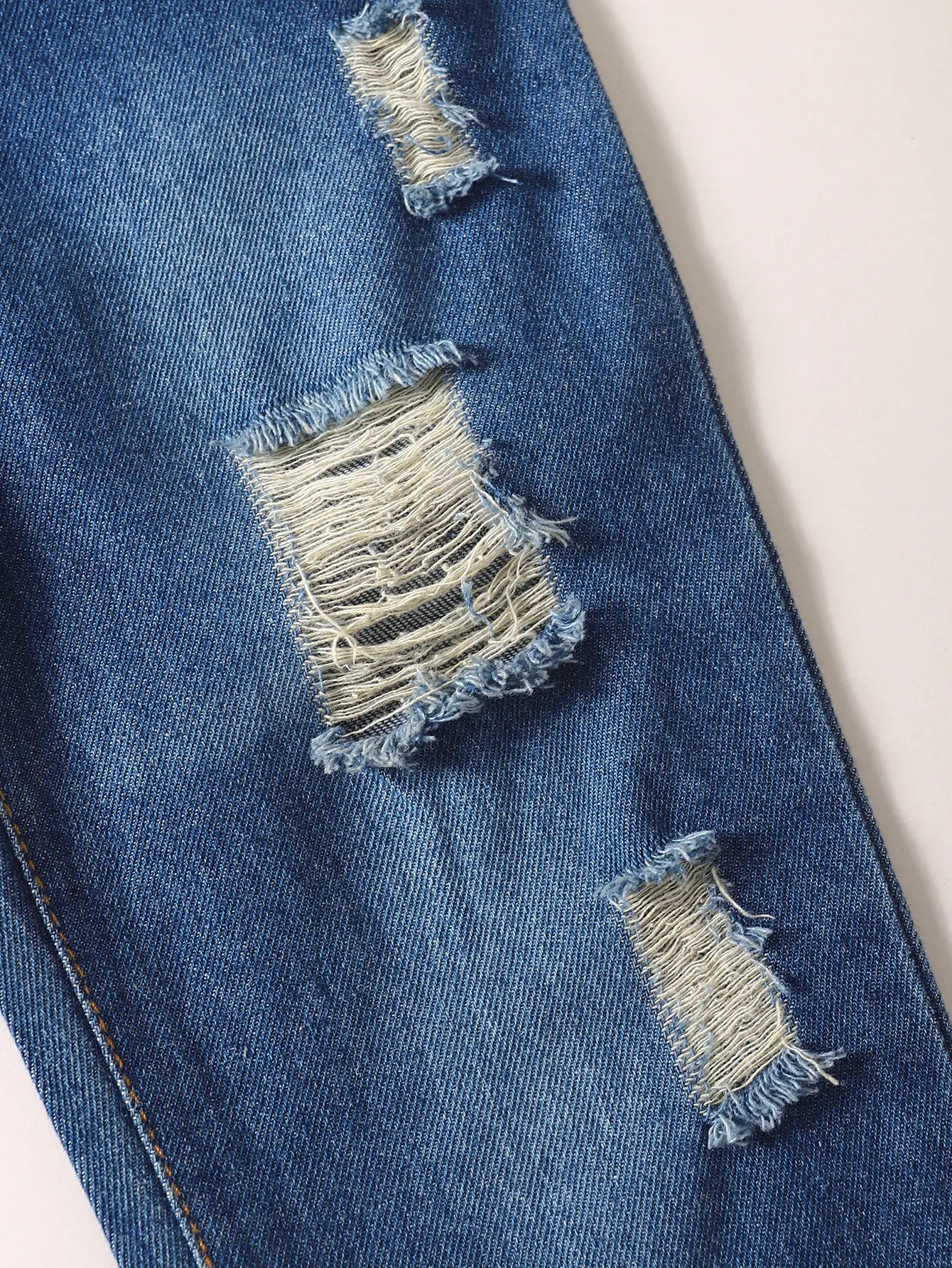 Girls' elastic waist blue jeans with pockets for casual and comfortable outdoor wear in spring/summer