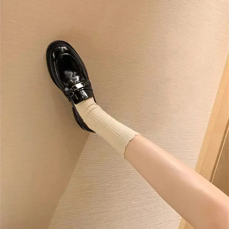 Spring New Women's Genuine Leather Shoes British Style Black Casual Shoes Banquet Office Wear Stylish Metal Design Loafers