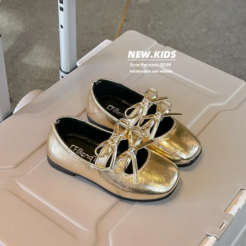 Double Bow Girls Leather Shoes with Anti Slip Soft Sole Spring Autumn Outdoor Girls PU Casual Leather Shoes Sandalias De Mujer