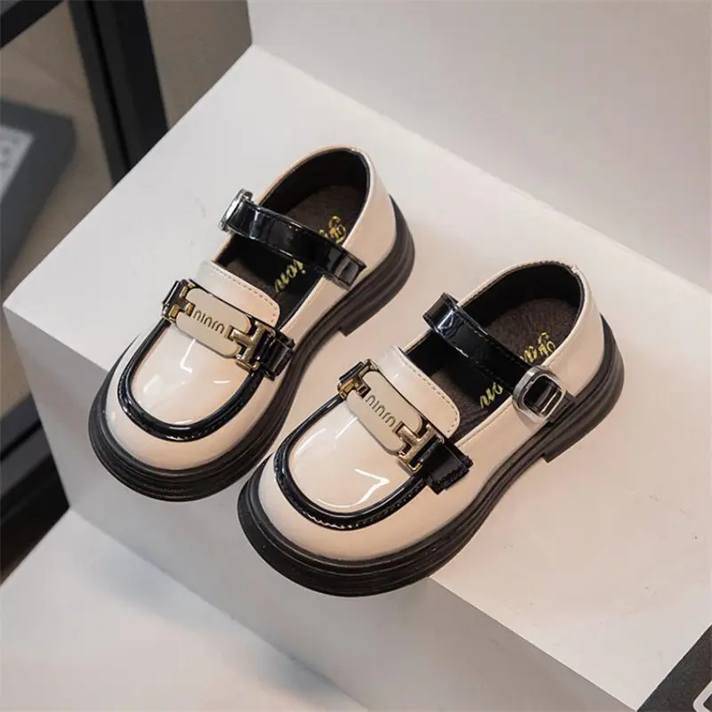Girls' English style leather shoes 2023 autumn little girl black leather shoes children's soft sole single shoes princess shoes