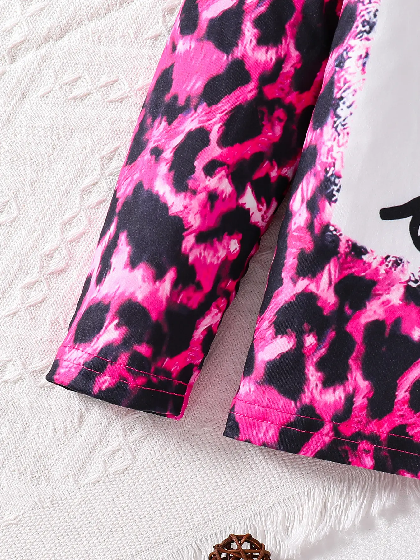 2-piece Spring and Autumn girls fashion set pink leopard print knit round neck cartoon print long sleeve + dark blue slim pants