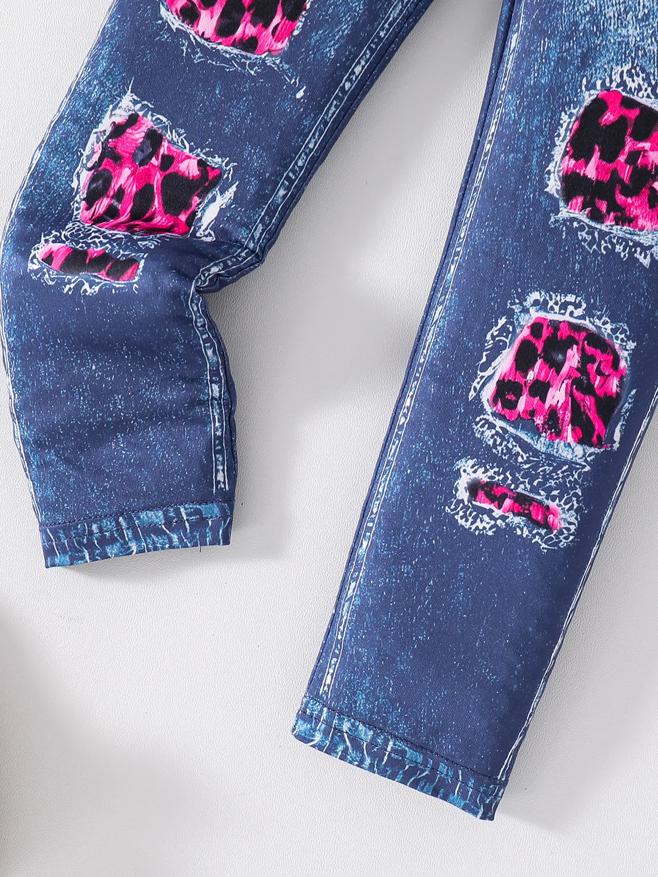 2-piece Spring and Autumn girls fashion set pink leopard print knit round neck cartoon print long sleeve + dark blue slim pants