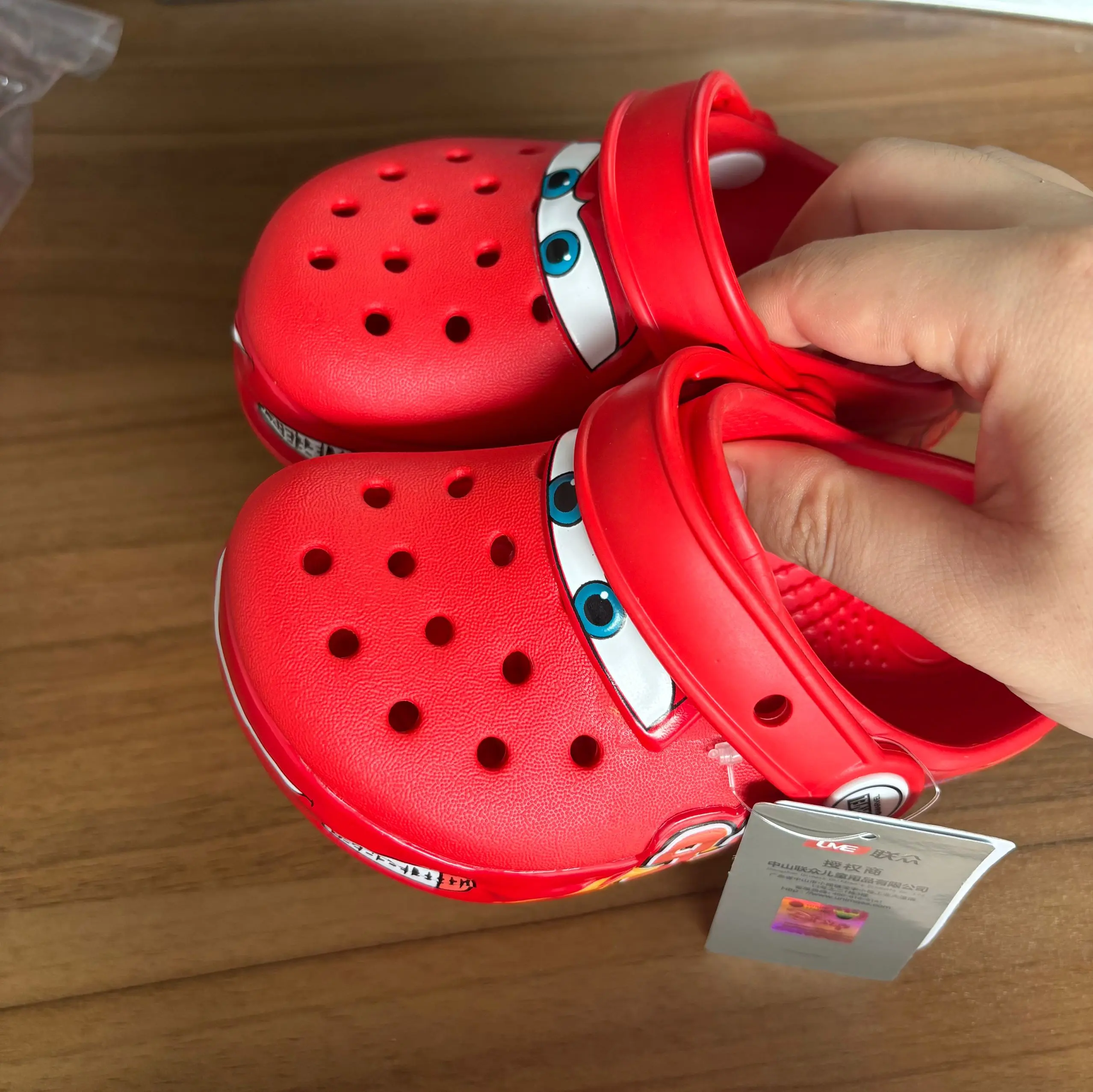 Disney Lightning McQueen Pixar Cartoon Waterproof Breathable EVA Slippers for Children Solid Color Outdoor Sandals Fit Ages 0-8