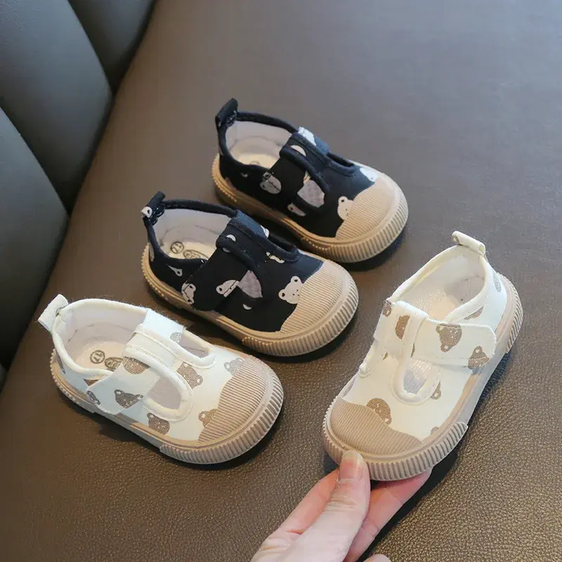 2025 New Spring Baby Girl Shoes Kids Autumn Canvas Shoes Children Casual Sneakers Korean Cartoon Bear Style Kids First Walkers