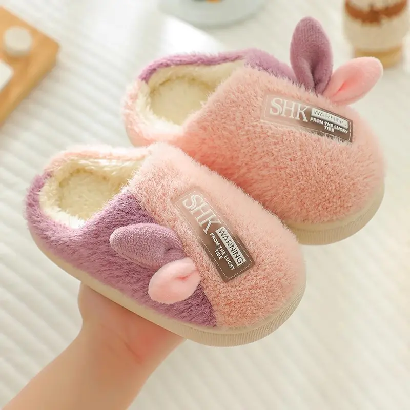Boys' cotton slippers autumn and winter girls' parent-child shoes indoor plush anti slip cute children's woolen slippers