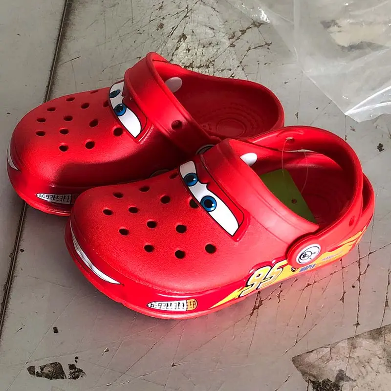 Disney Lightning Mcqueen Slippers With LED Light Outdoor Sandals Casual Breathable For Boys Girls Adult Non-Slip Beach Shoes