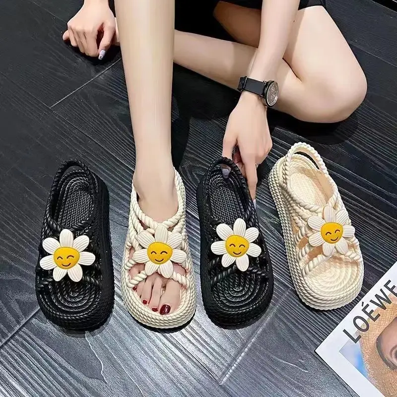 Girls' Sandals Summer New Fashion Princess Shoes – EVA Non-Slip Soft-Sole Toddler Sandals with Floral Design for Indoor&Outdoor