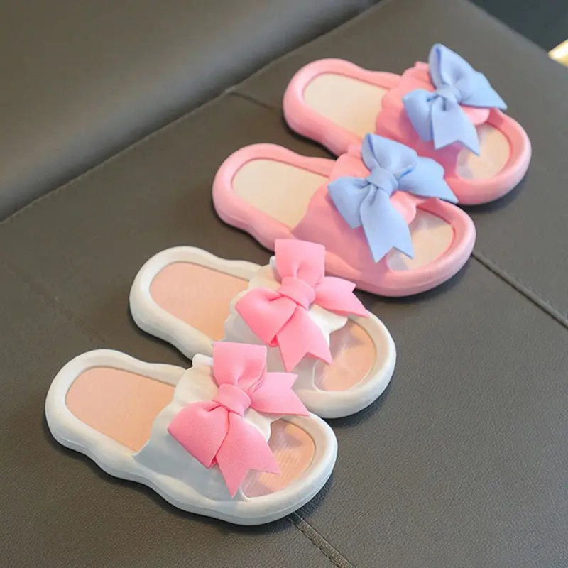 Summer New Kids Home Shoes Anti Slip Soft Sole Girls Bath Slipper Cartoon Cute Flower Bow Princess Slippers Children Beach Shoes