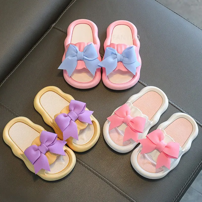 Summer New Kids Home Shoes Anti Slip Soft Sole Girls Bath Slipper Cartoon Cute Flower Bow Princess Slippers Children Beach Shoes