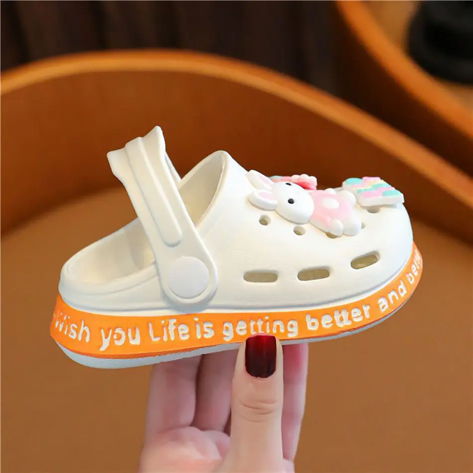Summer Cartoon Bunny Bear Breathable Children Indoor Clog Shoes with Non-Slip Holes Unisex Soft-Soled Slippers Children Sandals