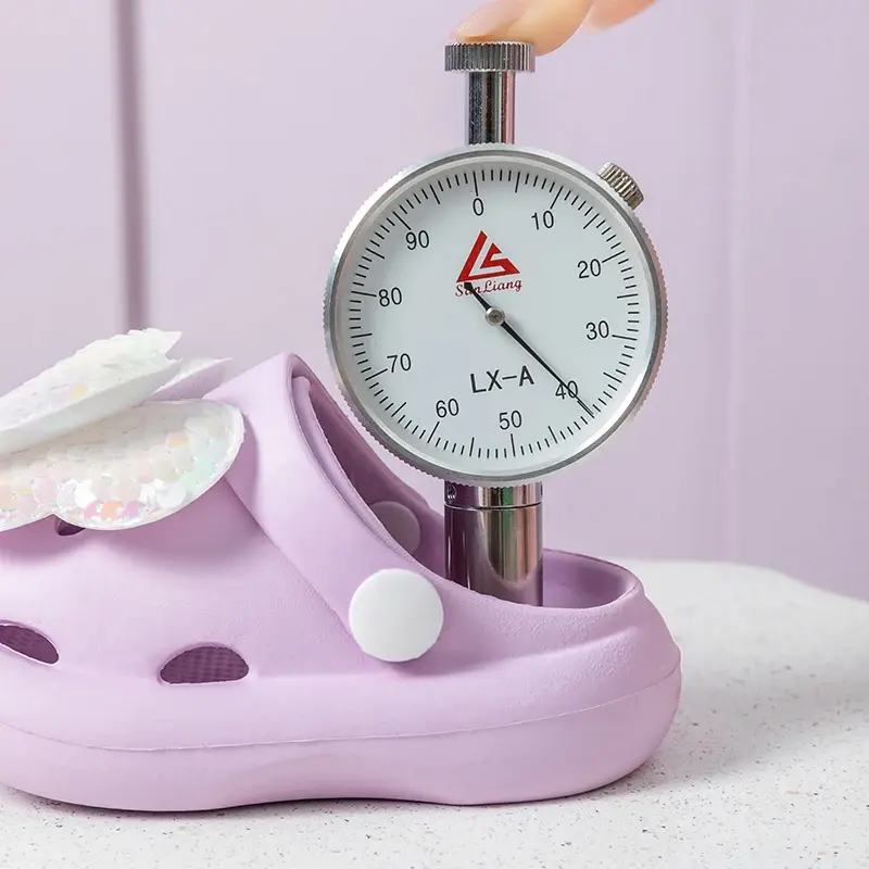 Children's Slippers Girls Princess Style Wear Non-Slip Soft-Soled Crcs Fashion Bow Treasure Girls Bow-Toe Shoes