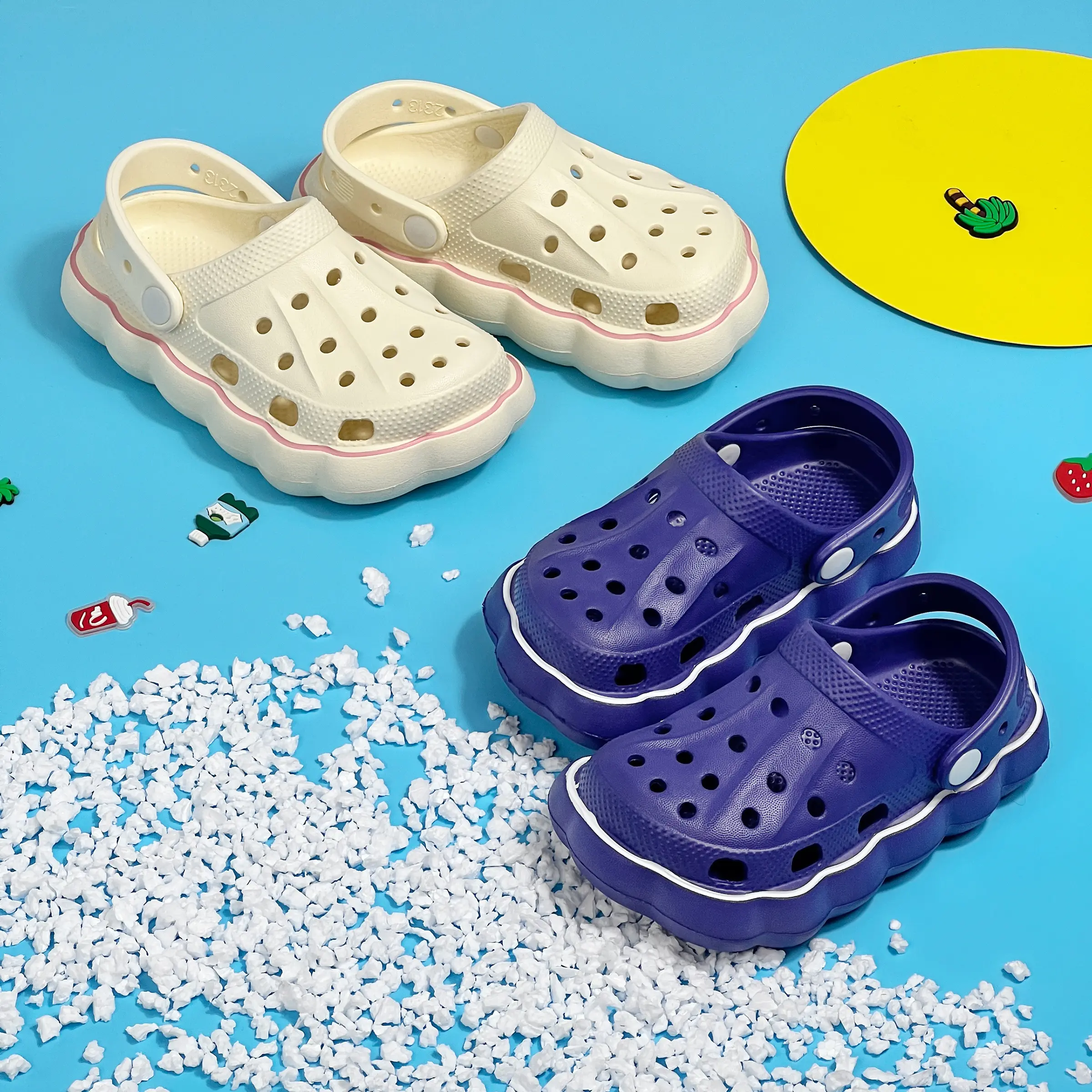 One Pairs of Boys Girls House Slippers Cute Garden Cave Sandals for Kids