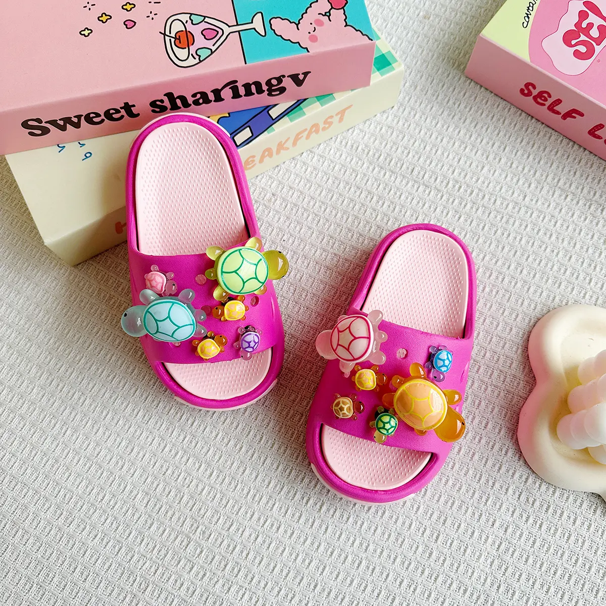New Popular Cartoon Turtle Versatile Eva Slippers for Boys and Girls, Fashionable Double Soft-Soled Non-Slip Sandals 831