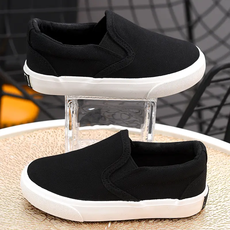 Children's canvas shoes, black cloth shoes, boys' soft sole single shoes, girls' soft sole shoes, versatile and breathable child
