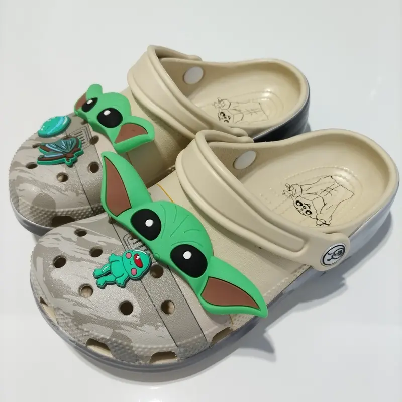 Baby Anime Breathable Hole Slippers Kawaii Eva Sandals Summer Home Beach Shoes for Kids Comfortable Air-permeable Slippers