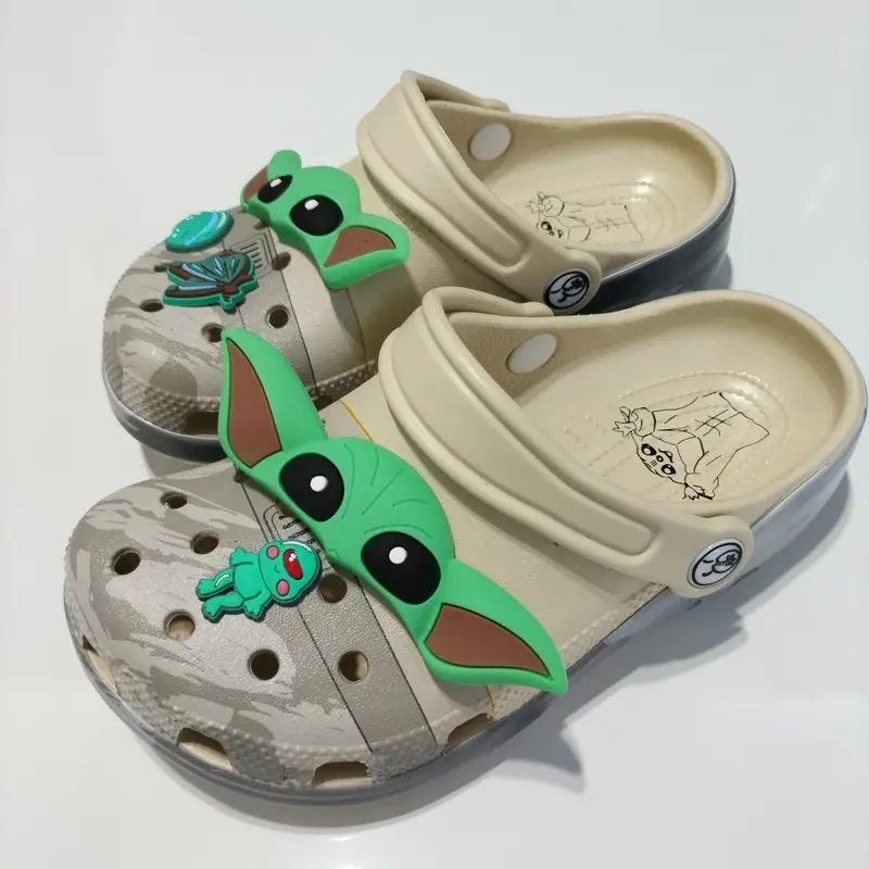 Baby Anime Breathable Hole Slippers Kawaii Eva Sandals Summer Home Beach Shoes for Kids Comfortable Air-permeable Slippers