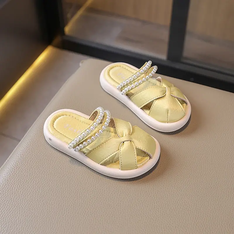 Summer Outdoor Girls Beach Slippers Elegant Fashion Kids Causal Beading Slipper for Princess Children's Hollow-out Slip-on Shoes