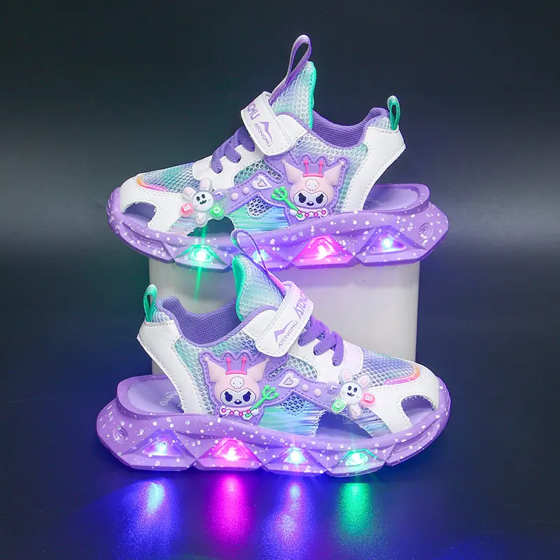 Sanrio Summer Girls Fashion Kuromi Led Light Up Luminous Sports Sandals Kids Non-slip Outdoor Sandals Toddler Shoes