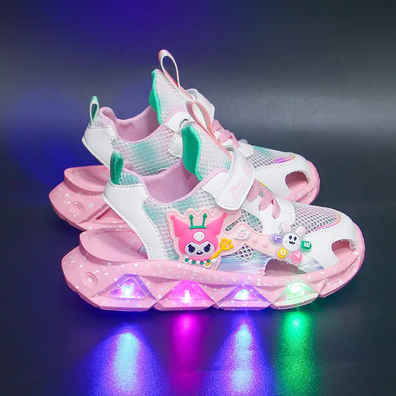 Sanrio Summer Girls Fashion Kuromi Led Light Up Luminous Sports Sandals Kids Non-slip Outdoor Sandals Toddler Shoes