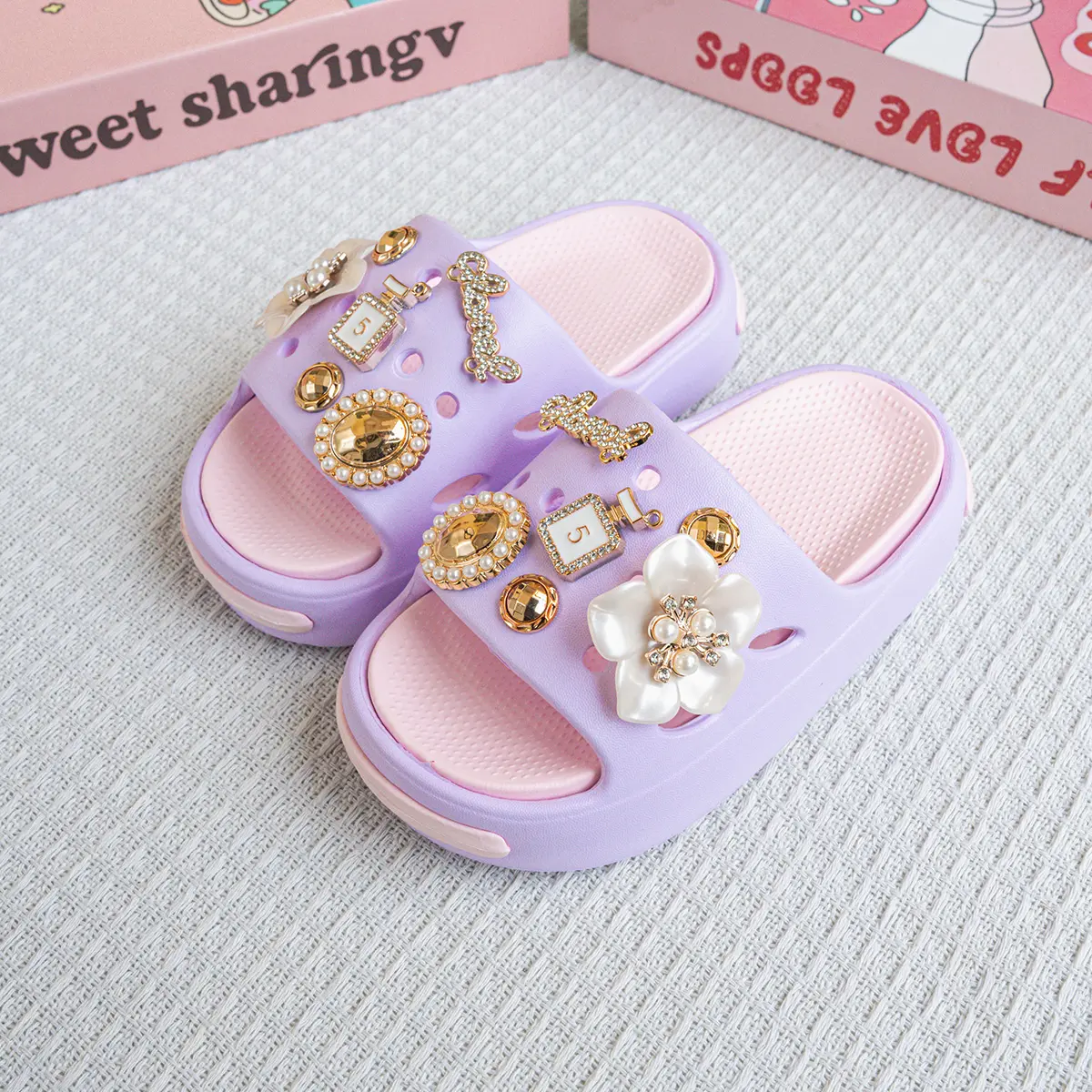 New Popular Cartoon Gold Mirror Camellia Versatile Girls Eva Slippers Fashionable Double Soft-Soled Non-Slip Sandals 831