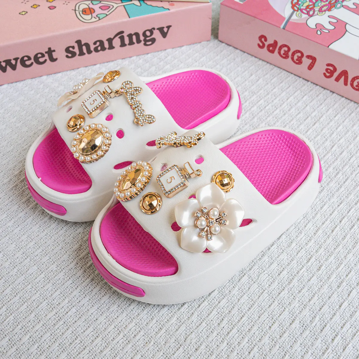 New Popular Cartoon Gold Mirror Camellia Versatile Girls Eva Slippers Fashionable Double Soft-Soled Non-Slip Sandals 831