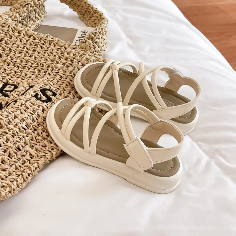2025 Girls Chic Sandals Summer Brand New Children Beach Shoes Princess Sweet Gladiator Sandals Open Toes Elegant Temperament