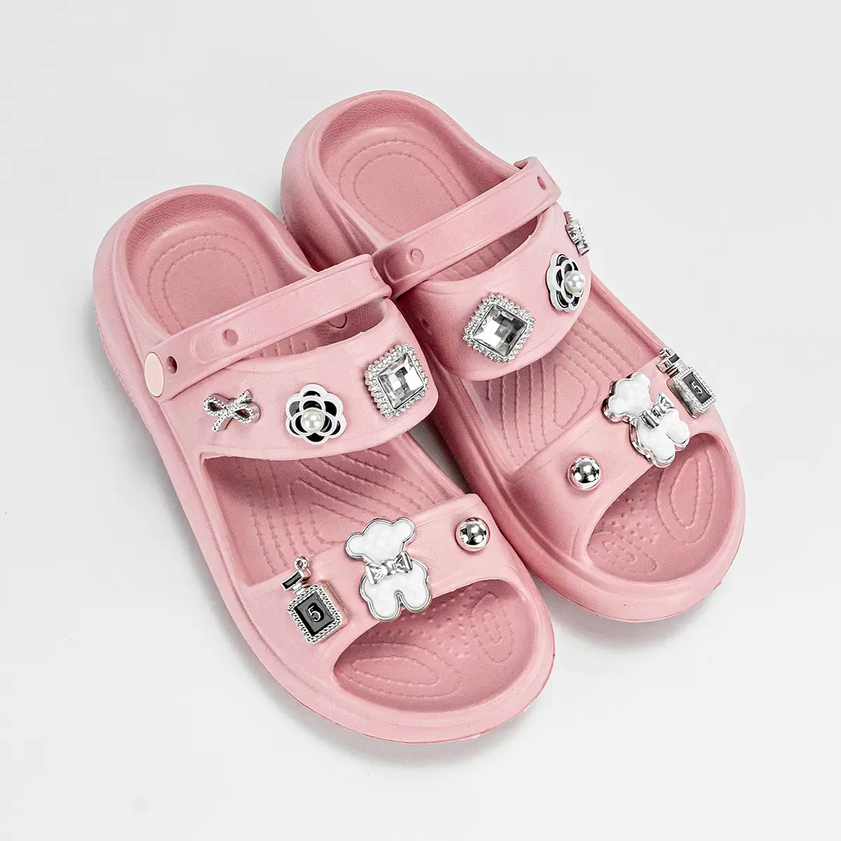 Fashion Popular Family Cartoon Double White Bear Slippers New Flats Bottom Boys and Girls Non-Slip Soft Bottom Sandals 811