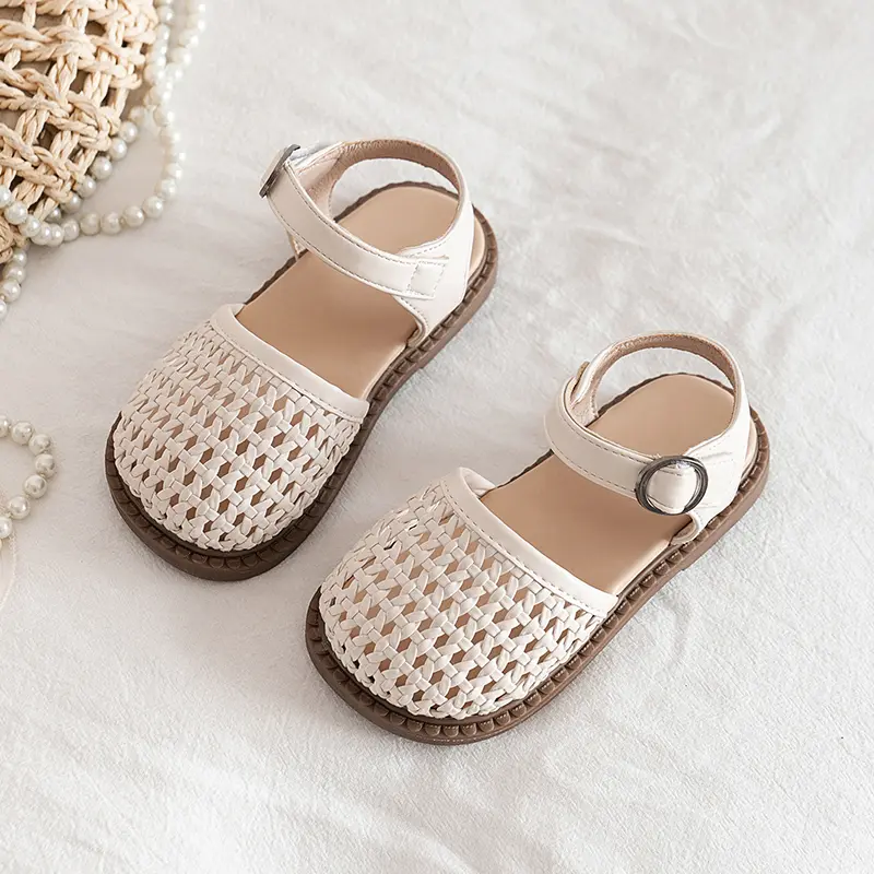 Unishuni Girl Half Sandal Princess Hollow-Out Shoes Kids Vintage Casual Flats Child Summer Shoe Toddler Bohemia Style Beach Shoe
