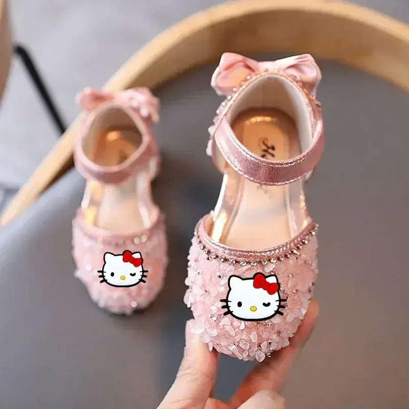 Sanrio hello kitty girls sandals summer new girls baby princess shoes children Baotou soft-soled crystal performance shoes girls