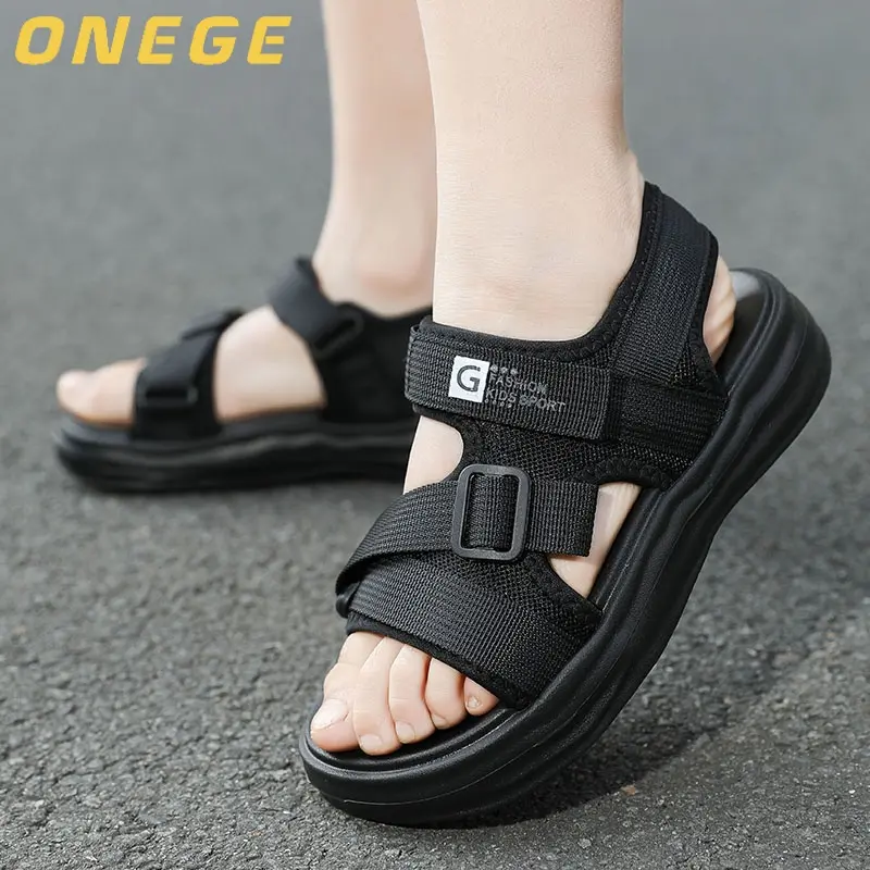 A Pair of Summer Children's Wear-Resistant Fashion Sandals for Boys, Simple Soft-Soled Beach Shoes, Outdoor Sports Shoes