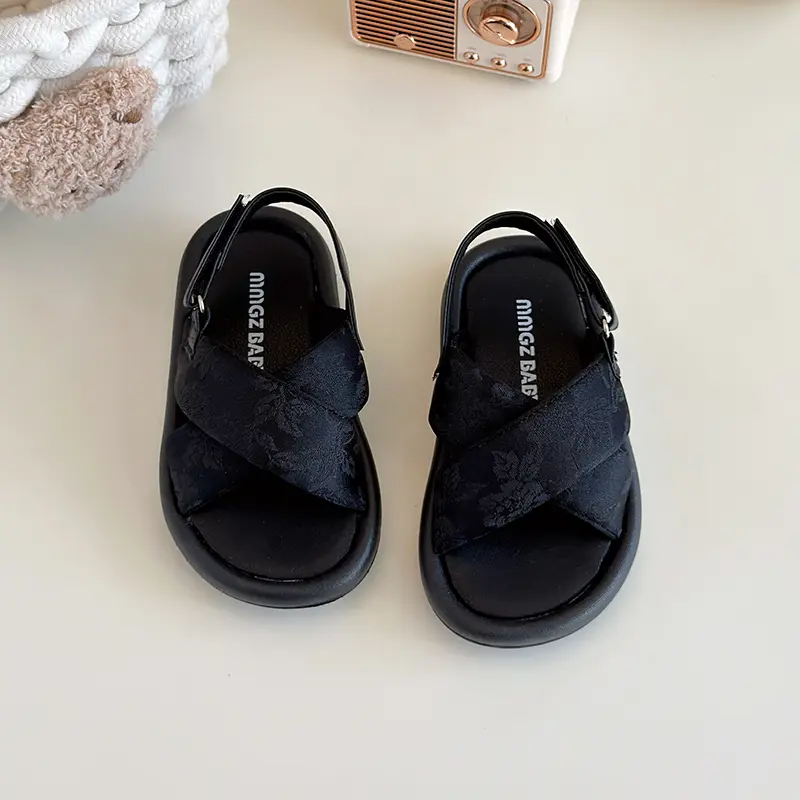 Girls Summer Beach Shoes Ethnic Style Kids Casual Sandals Soft Sole Fashion Children Retro Princess Shoes 2025 Summer New