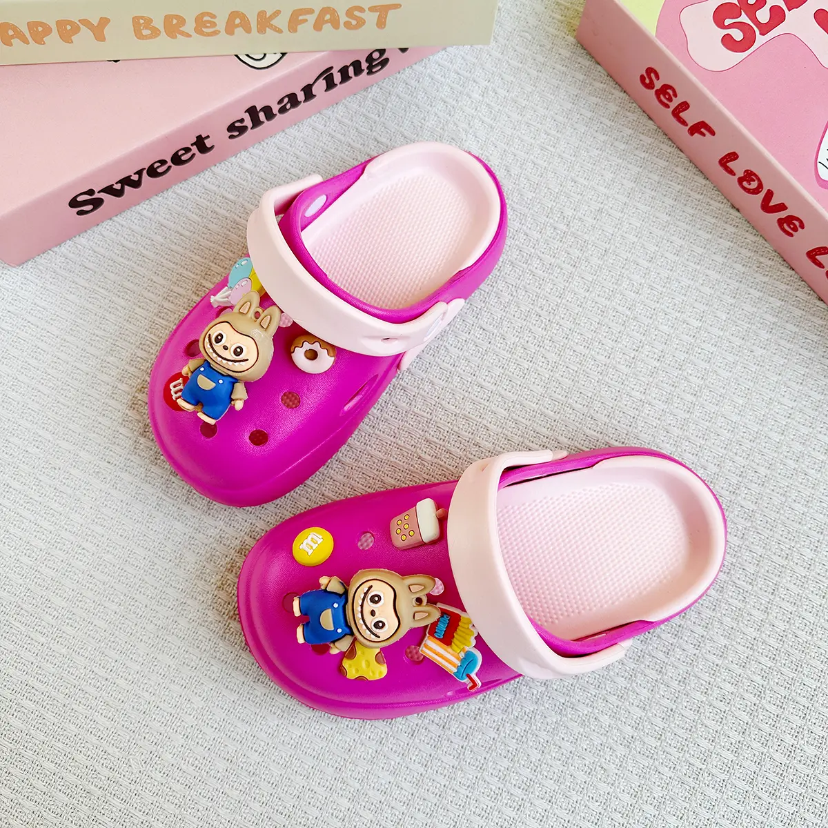 New Girls' Slippers Cartoon Double Color Matching Versatile Eva Clogs Soft Sole Non-Slip Sandals 837