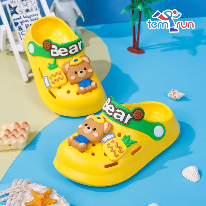 Summer Boys Girls Shoes Children's Little Bear And Bunny Sandals Garden Shoes Soft Anti-Skid Cartoon Design Indoor Outdoor