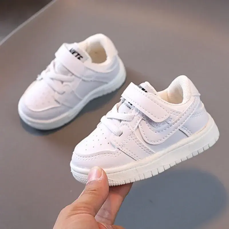 2025 New Toddler Baby Kids Fashion Design Walking Shoes Sneakers White Non-slip Casual Shoes Boys Breathable Outdoor Board Shoes