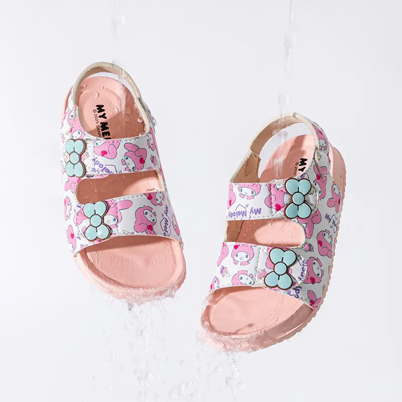Sanrio Hellokitty Children's Summer Shoes Cute EVA Beach Non-Slip For Baby Girls Footwear Soft Infant Kids Fashion Sandals