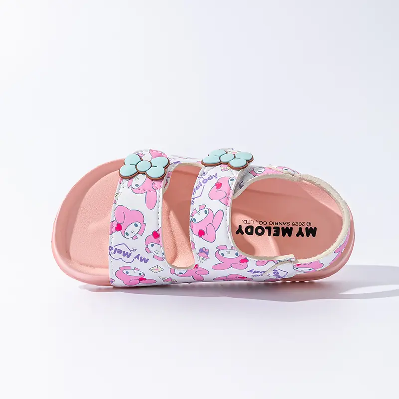 Sanrio Girls Sandals 2025 Summer Casual Children Sandals Mymoledy Girls Flat Shoes Fashion Casual Non Slip Kids Beach Shoes